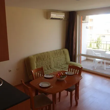 Studio Nessebar Fort * סאני ביץ'